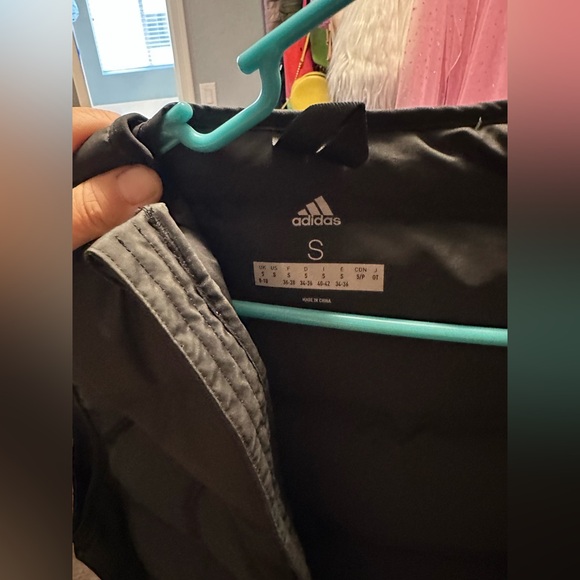 Addidas puff vest - Picture 2 of 2